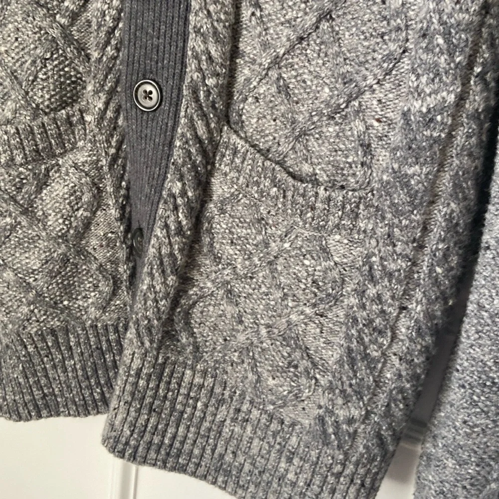 NWT Men’s Banana Republic Grey Button Front Cardigan-‎ XL